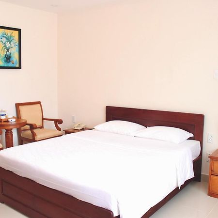 Tan Son Nhat 2 Hotel Ho Chi Minh-staden Exteriör bild