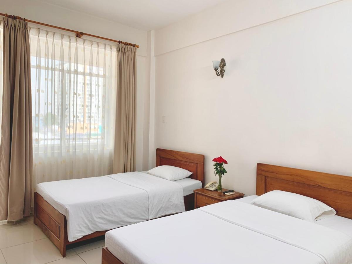 Tan Son Nhat 2 Hotel Ho Chi Minh-staden Exteriör bild