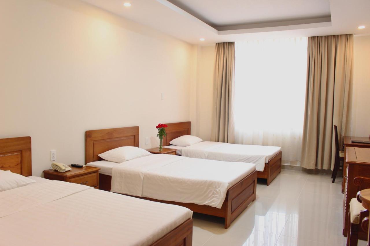 Tan Son Nhat 2 Hotel Ho Chi Minh-staden Exteriör bild